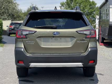 2023 SUBARU Outback Limited