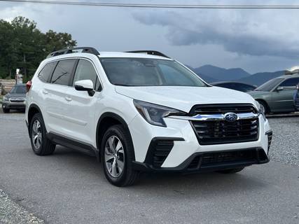 2023 Subaru Ascent Premium - White