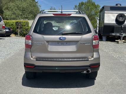 2014 SUBARU Forester Manual