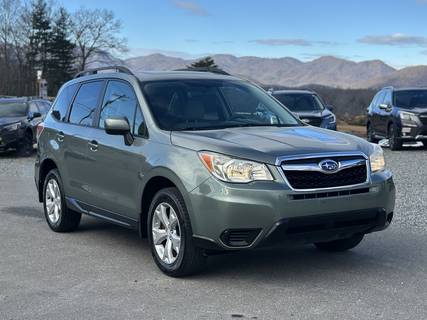 2015 SUBARU Forester