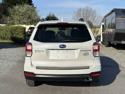 2018 SUBARU Forester Premium