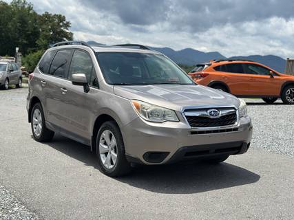 2015 SUBARU Forester