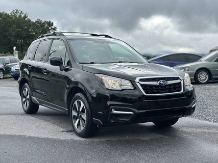 2017 Subaru Forester Premium - Black
