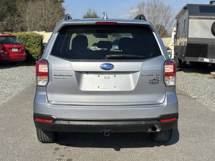 2018 SUBARU Forester Premium Manual