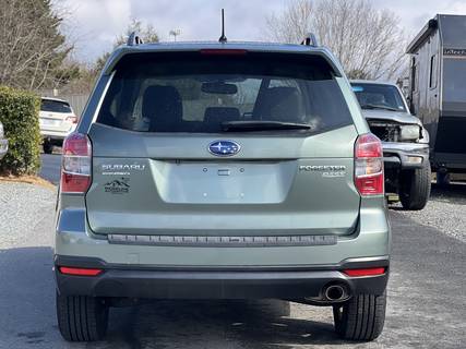 2015 SUBARU Forester Limited