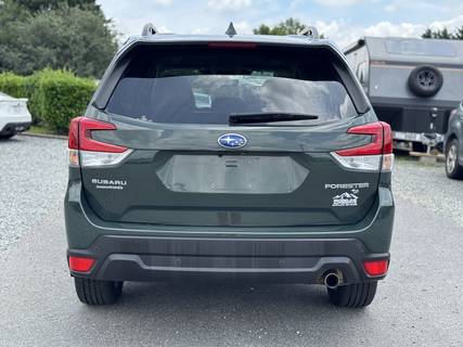 2022 Subaru Forester Limited CVT