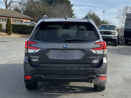 2020 SUBARU Forester Limited