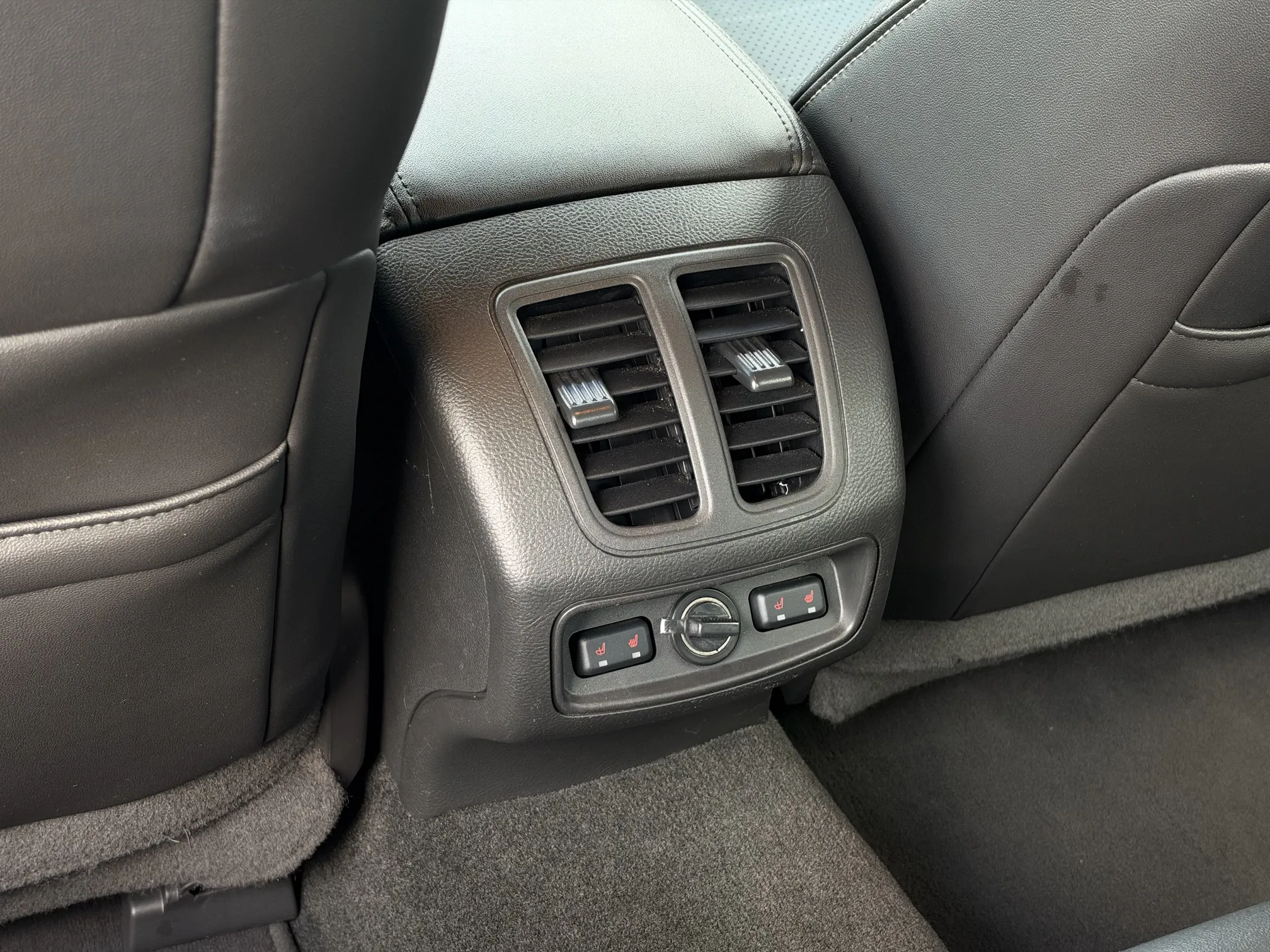 2015 Ford Taurus SHO - White