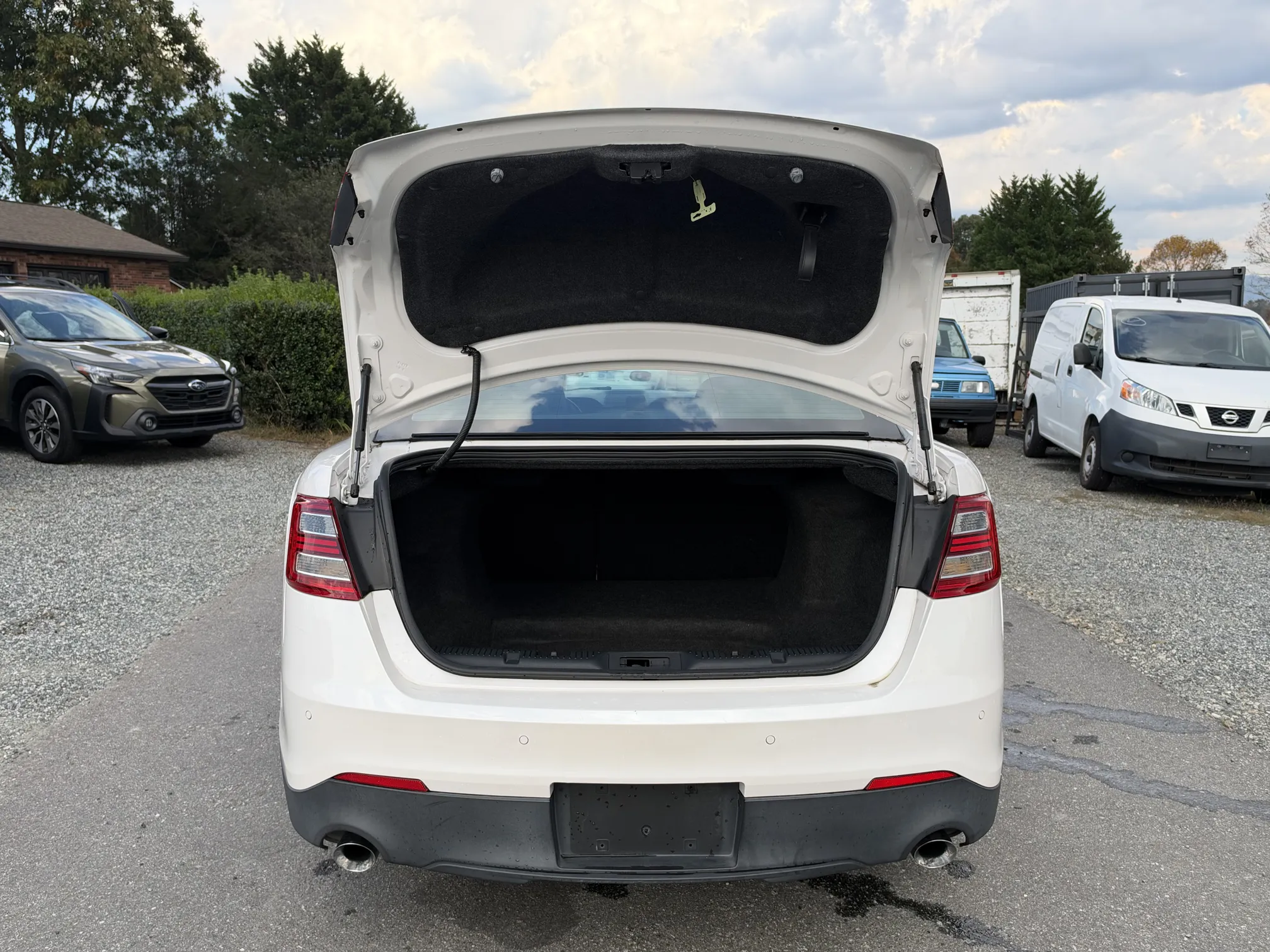 Cargo space
