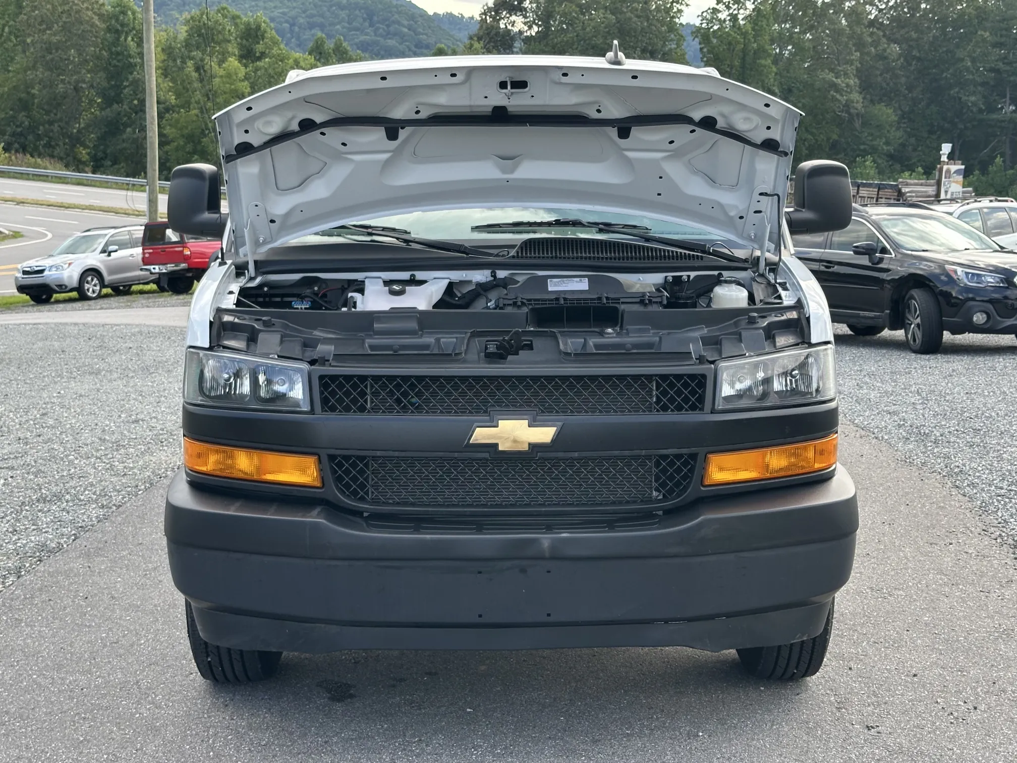 2024 Chevrolet Express Cargo 2500 - White