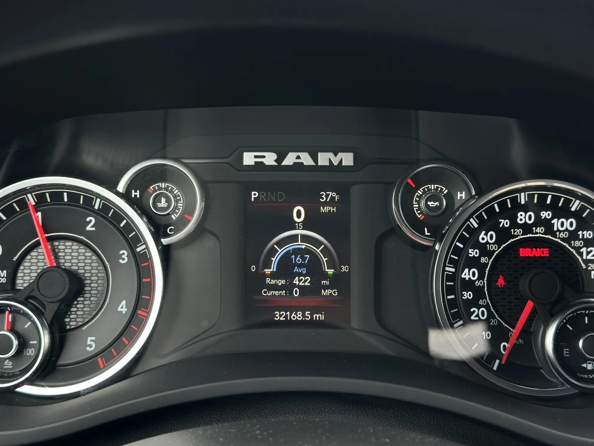 2024 RAM 3500 tradesman 4x4 crew cab 8' box - White