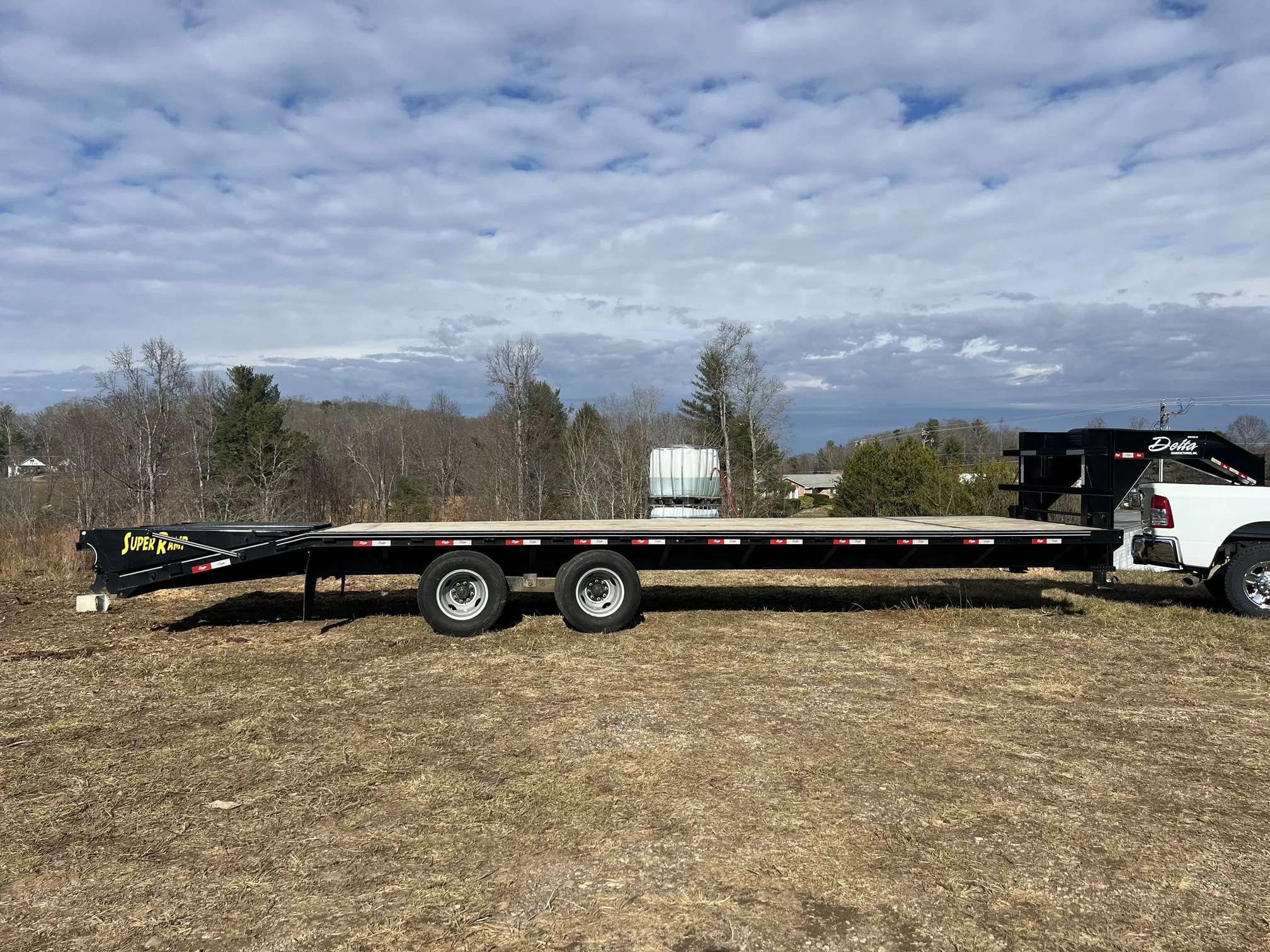 2024 Delta Trailer FLATBED GOOSENECK