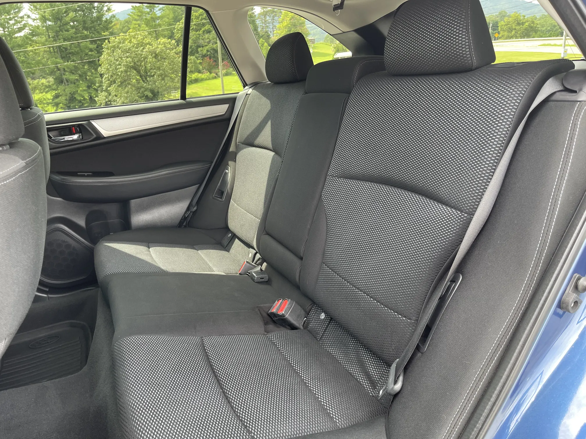 Rear seat
