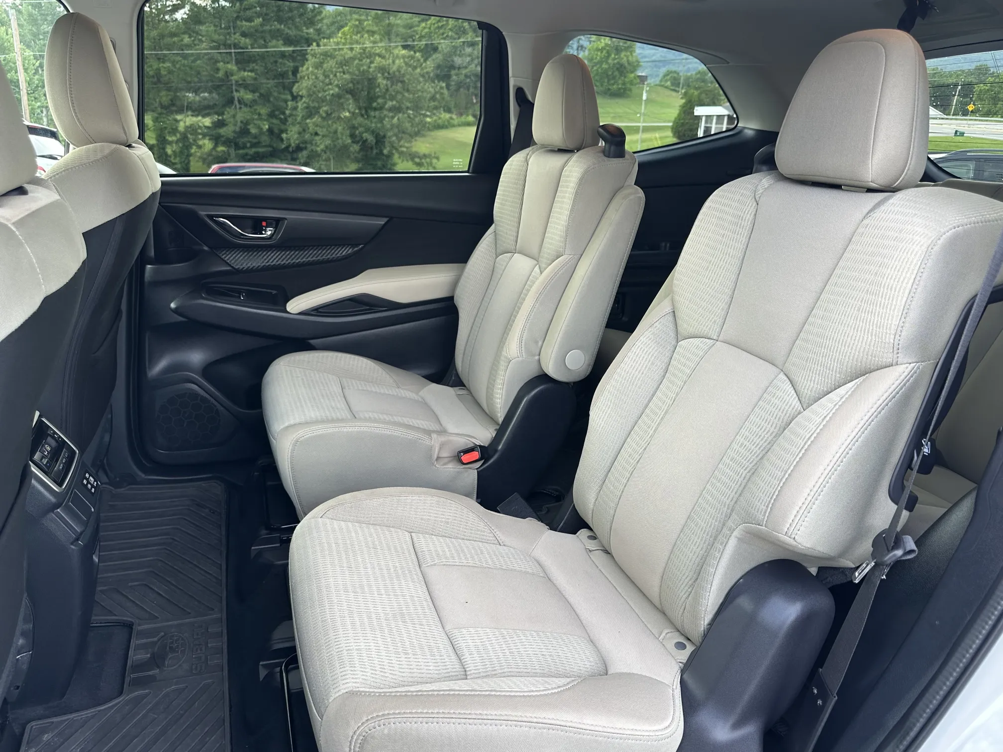 2023 Subaru Ascent Premium - White