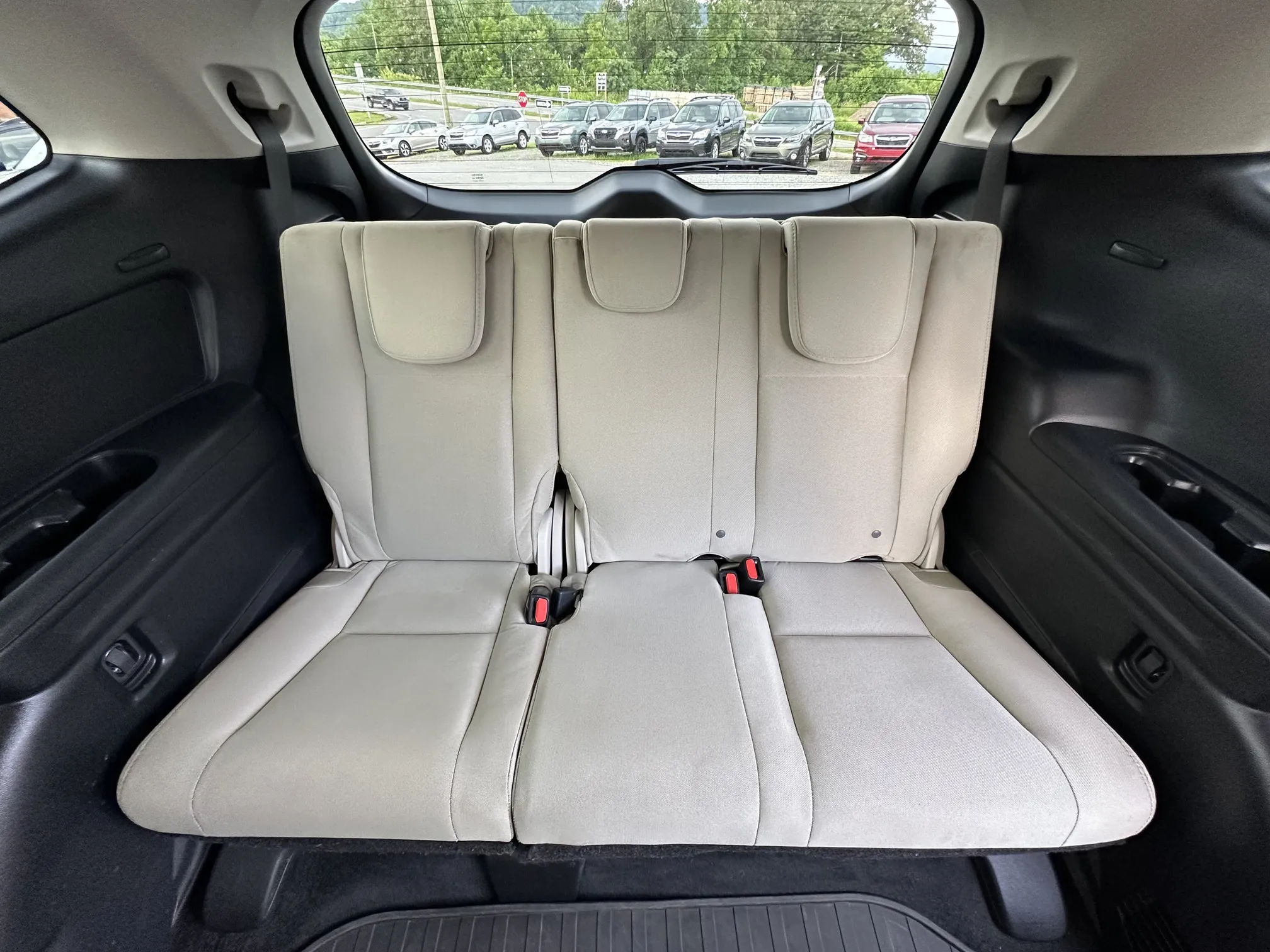 2023 Subaru Ascent Premium - White