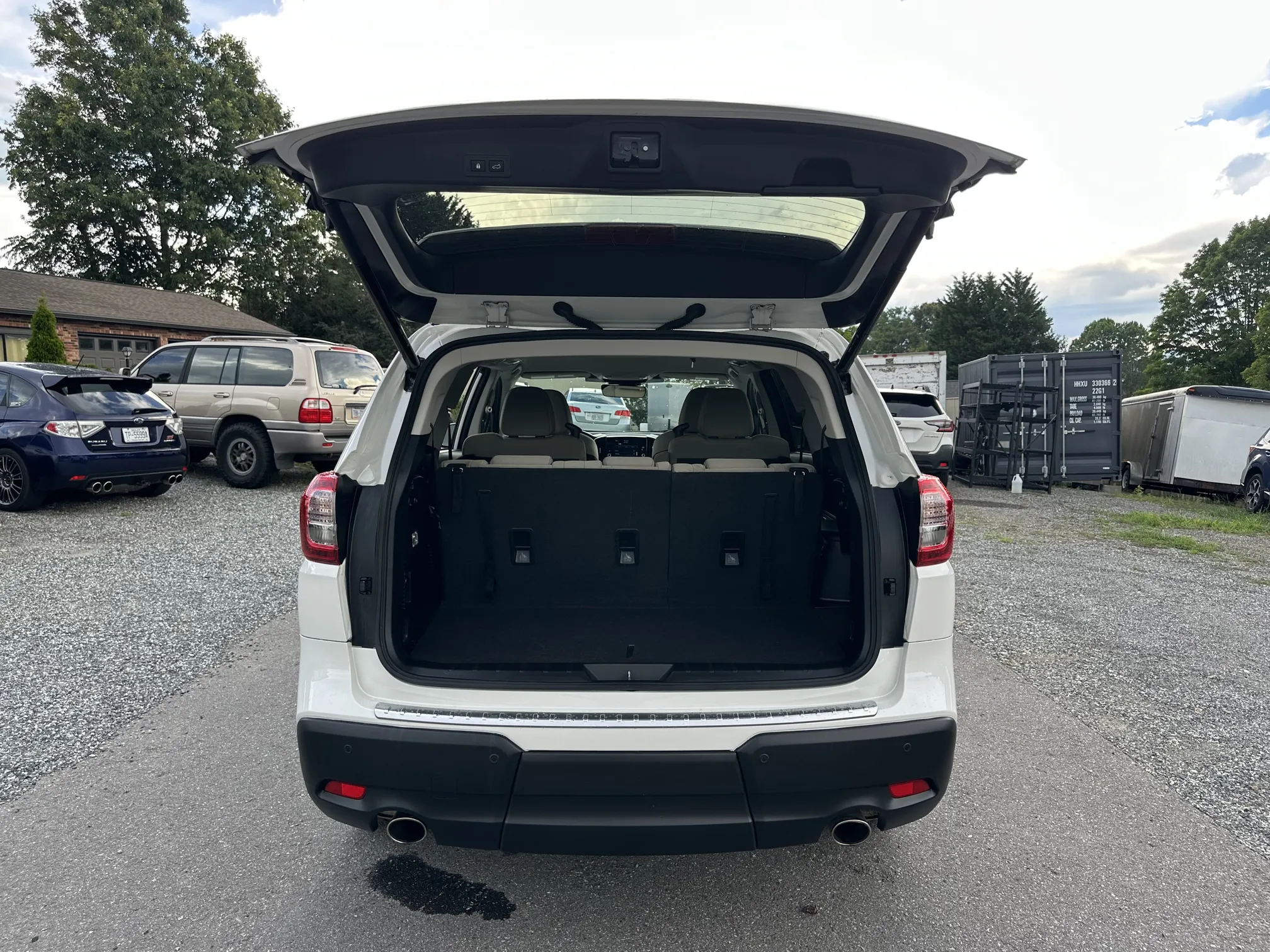 2023 Subaru Ascent Premium - White
