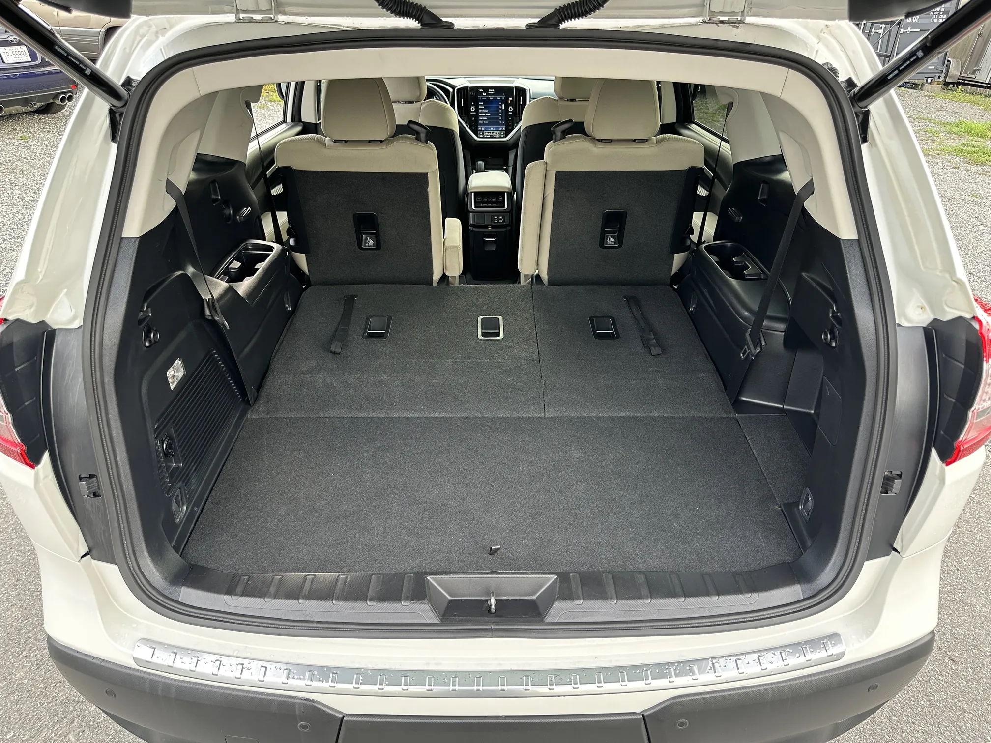 2023 Subaru Ascent Premium - White