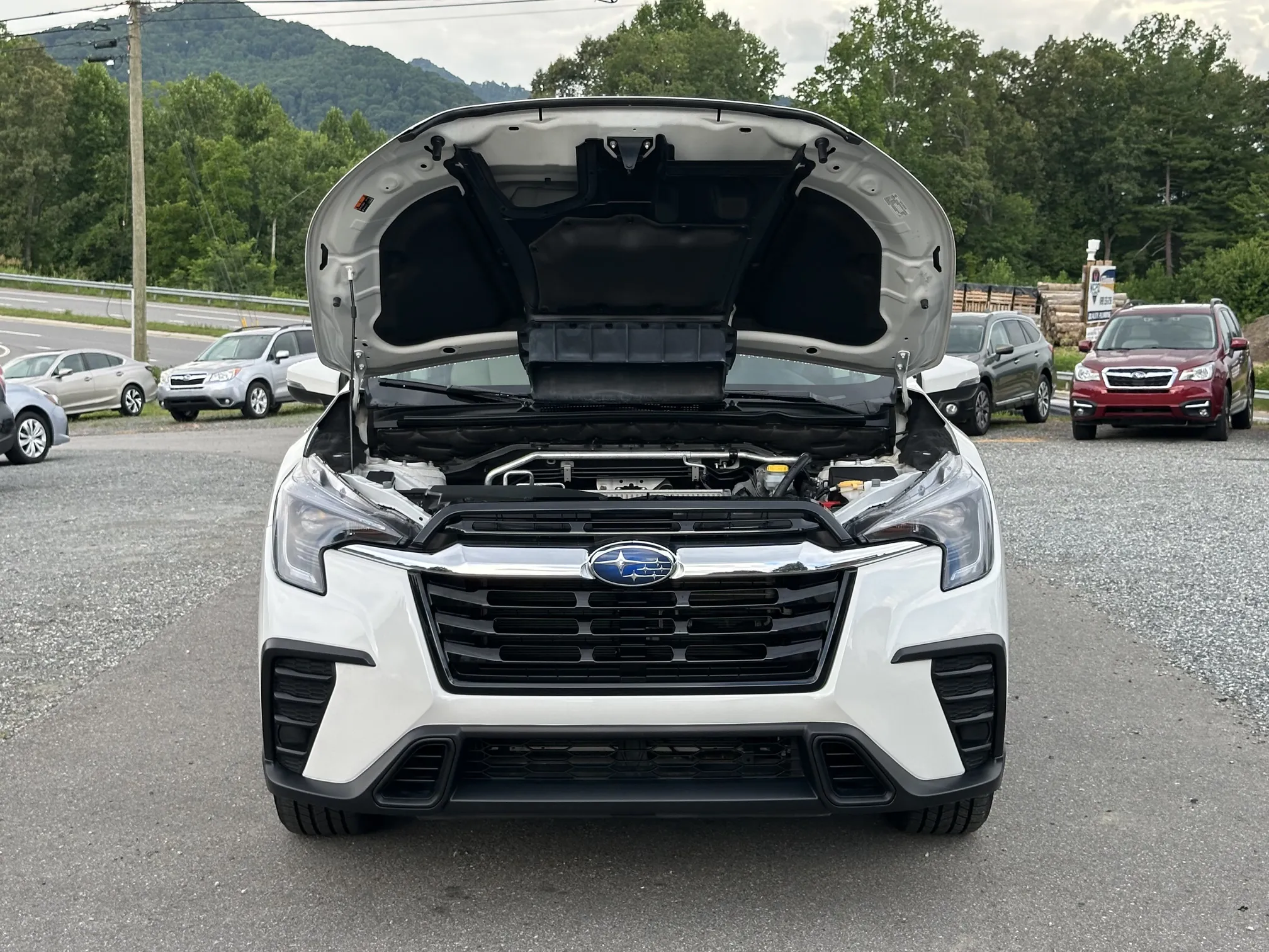 2023 Subaru Ascent Premium - White