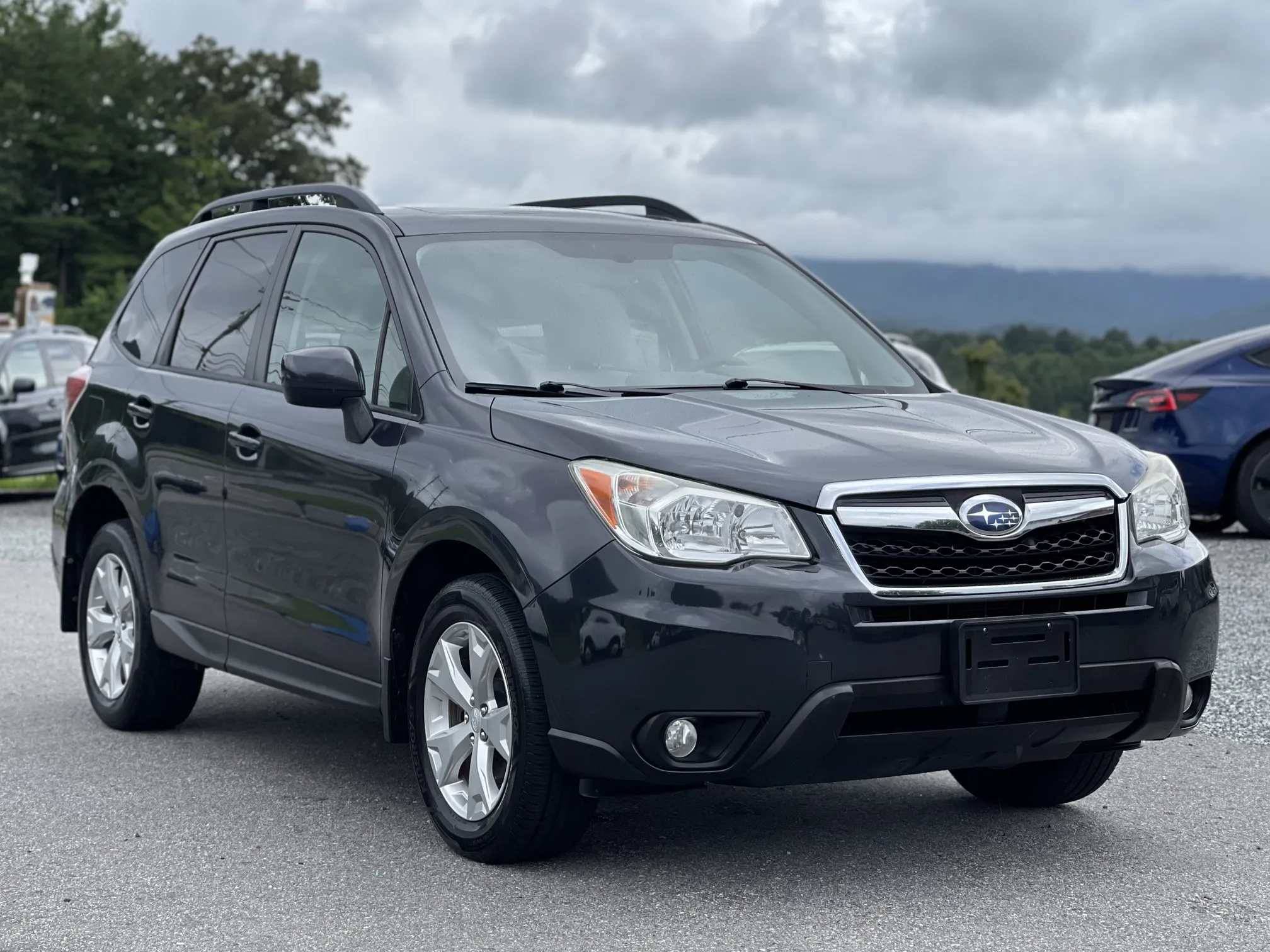2014 Subaru Forester Premium - Gray