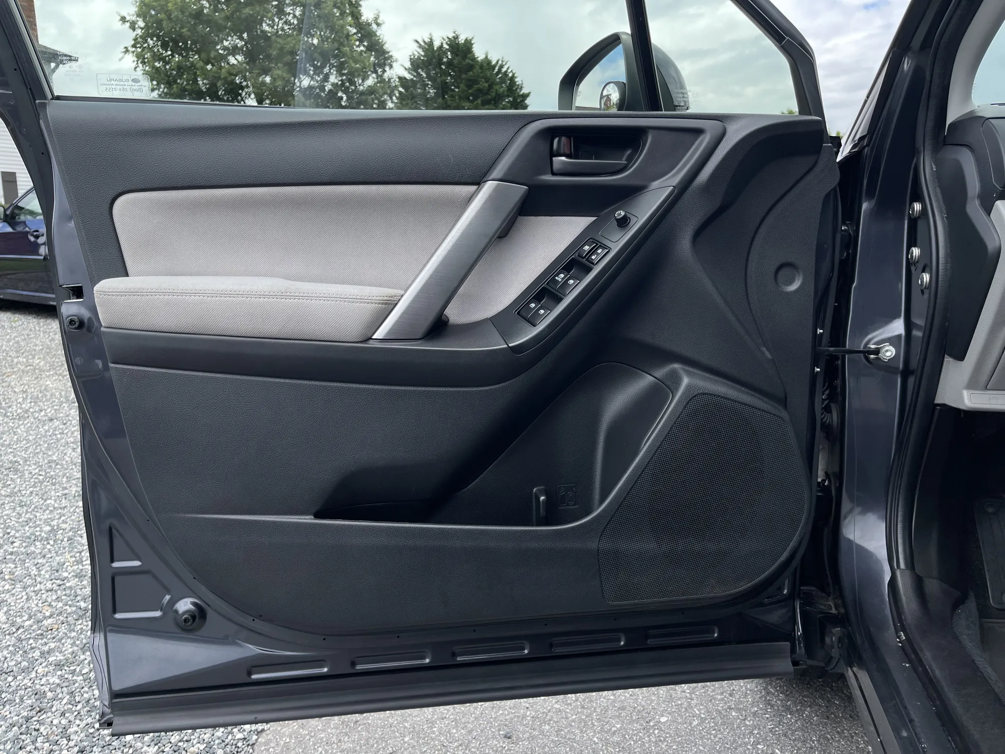 2014 Subaru Forester Premium - Gray