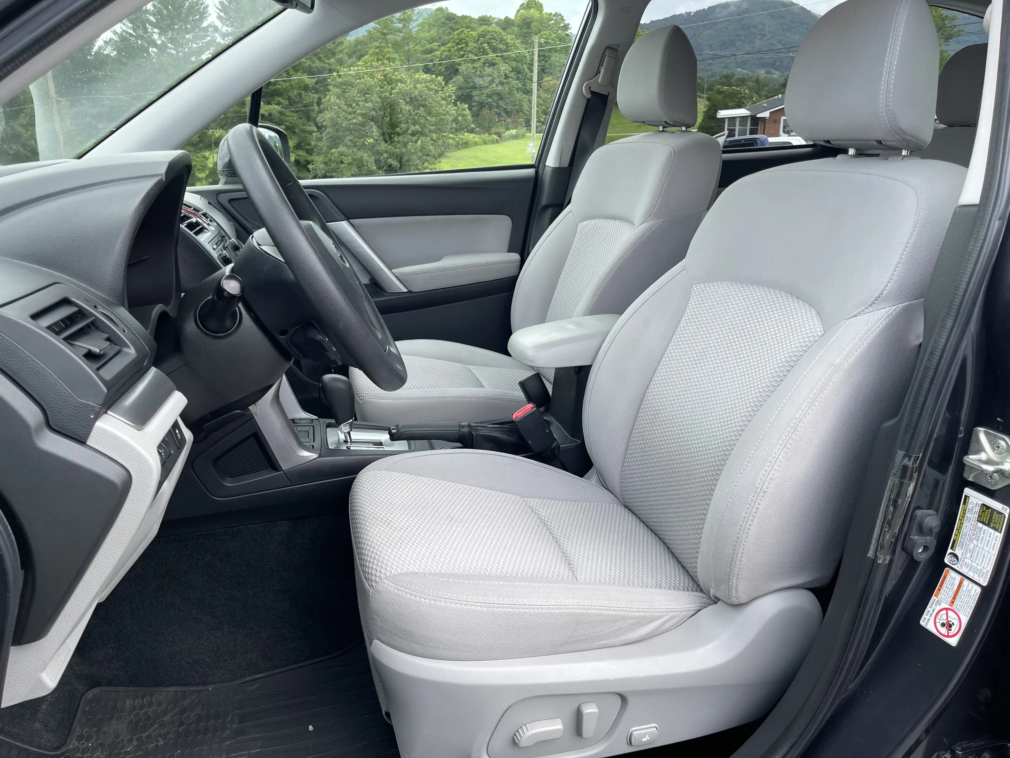 2014 Subaru Forester Premium - Gray
