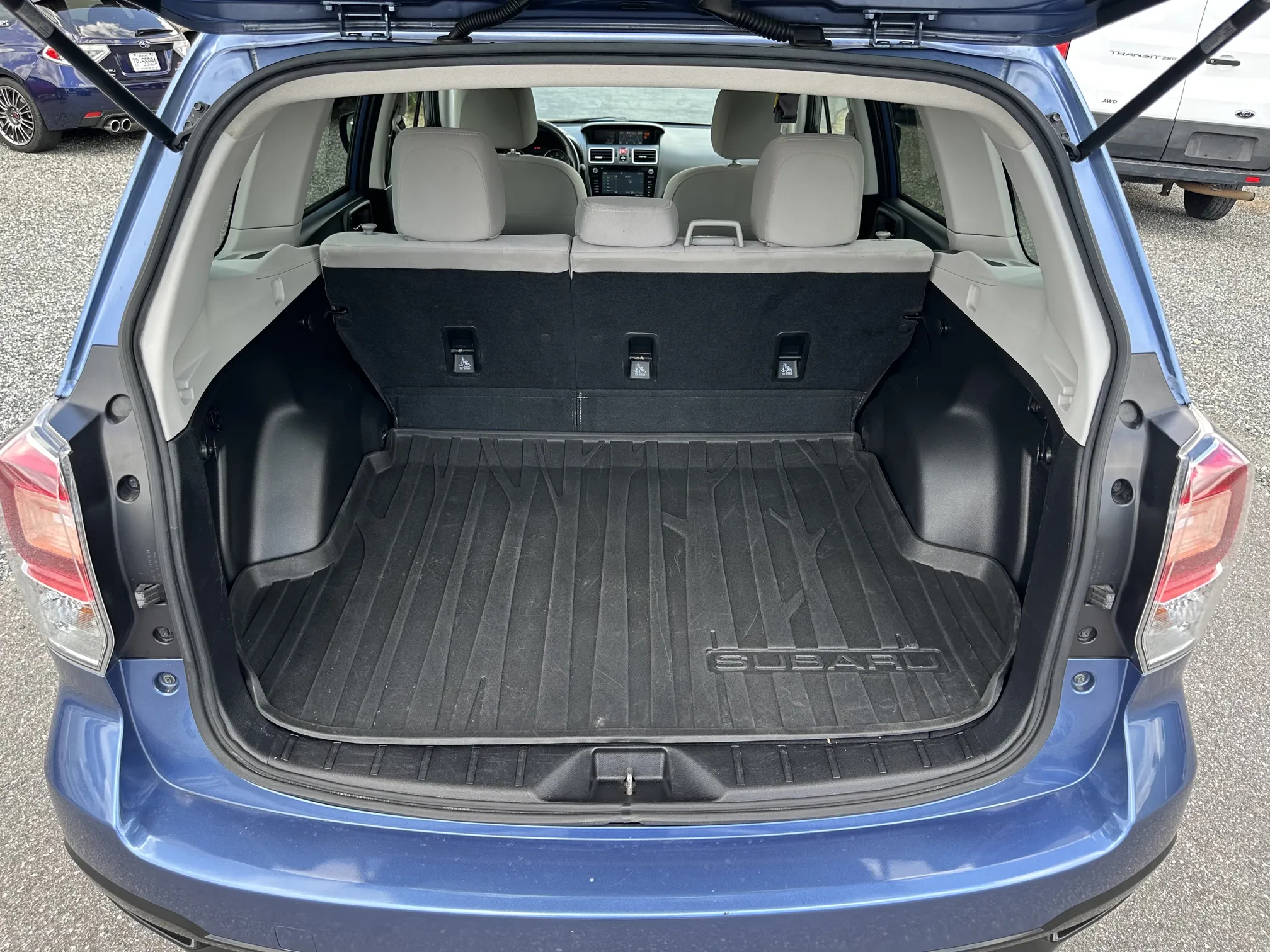 2018 Subaru Forester Premium - Blue