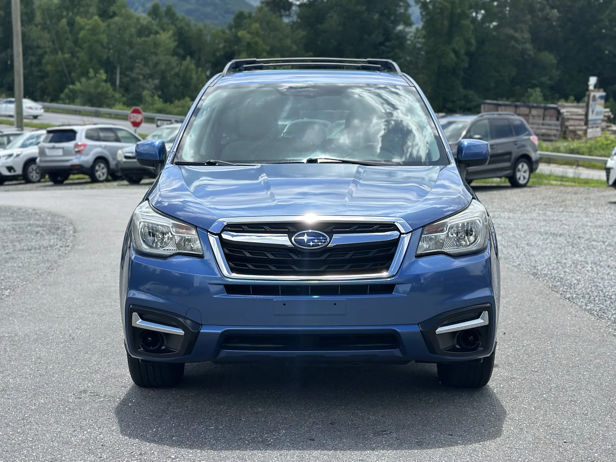 2018 Subaru Forester Premium - Blue