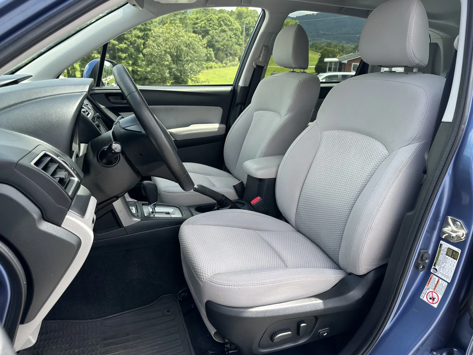 2018 Subaru Forester Premium - Blue
