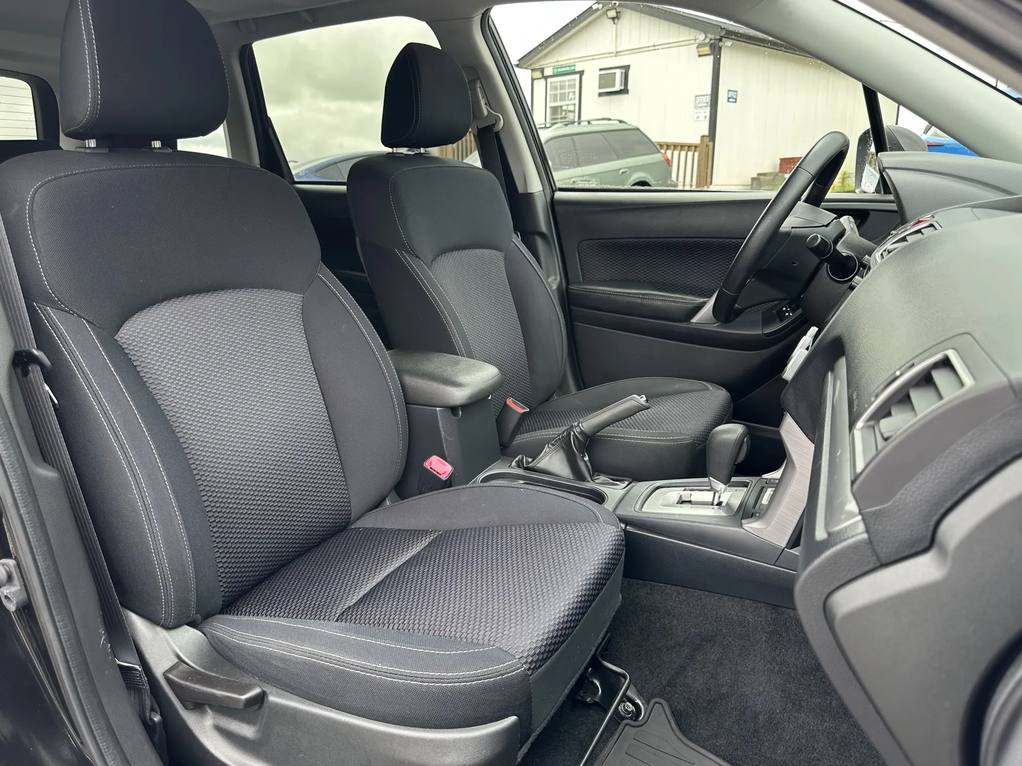 2017 Subaru Forester Premium - Black