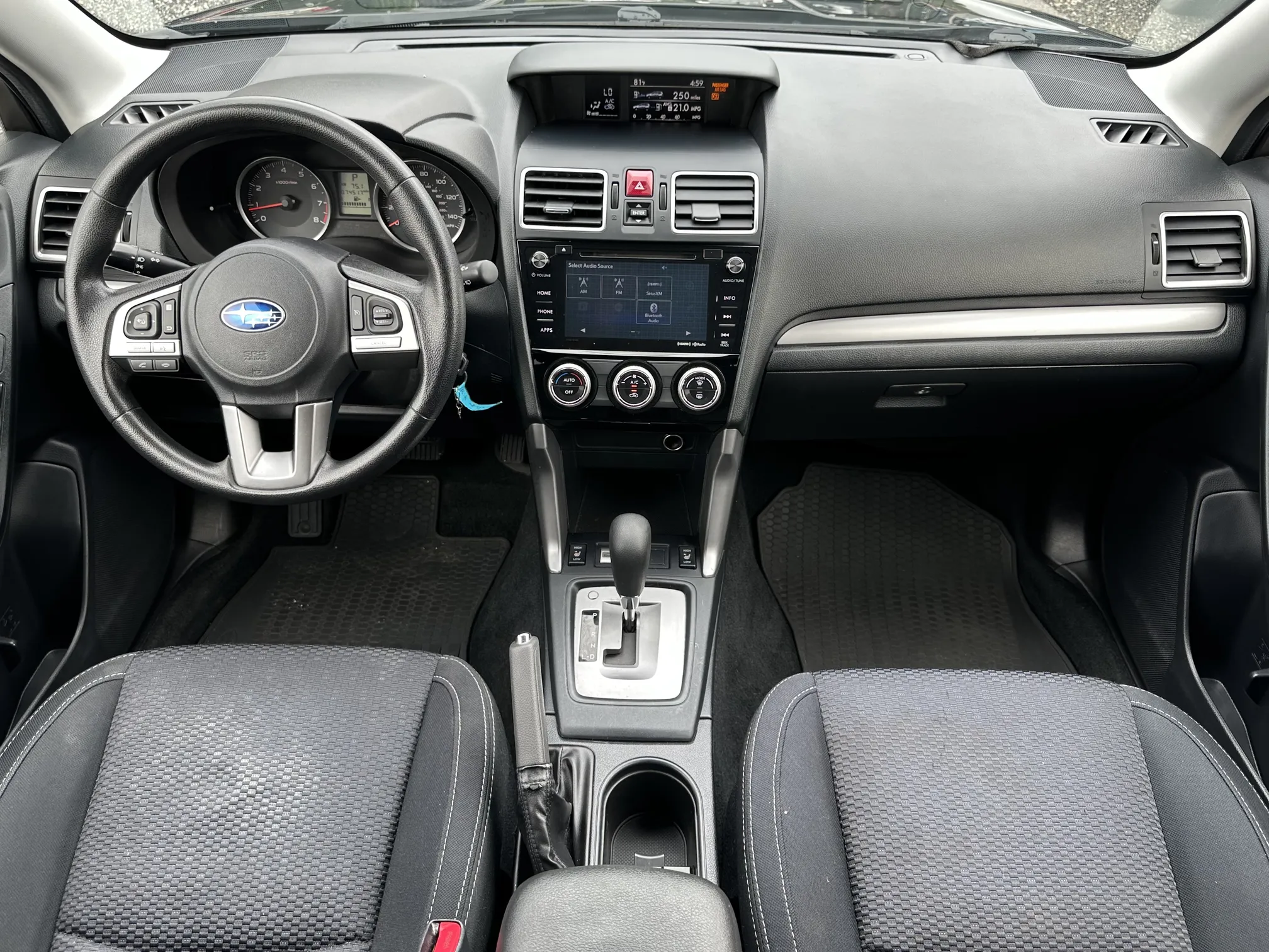 2017 Subaru Forester Premium - Black