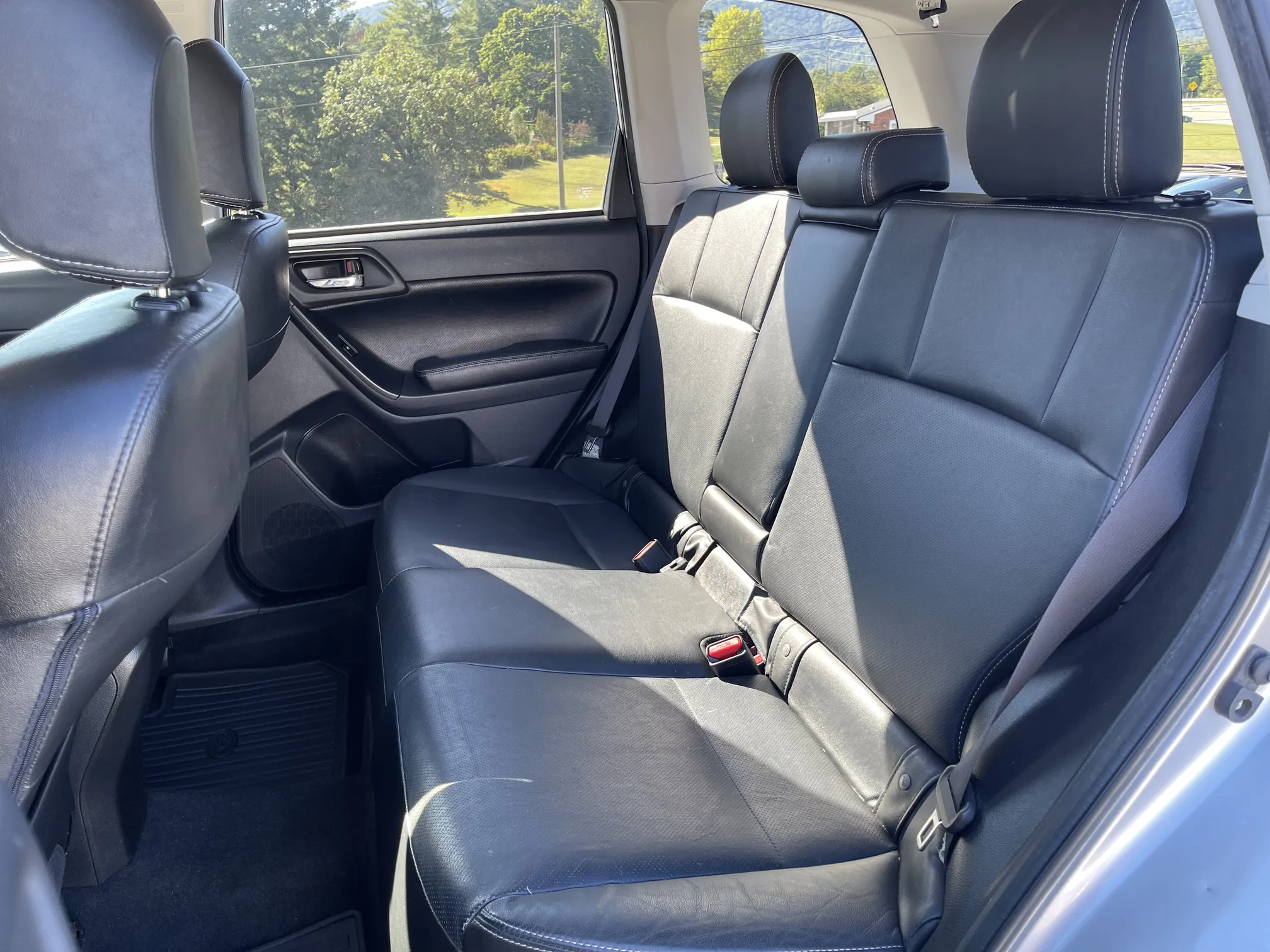 Rear seat