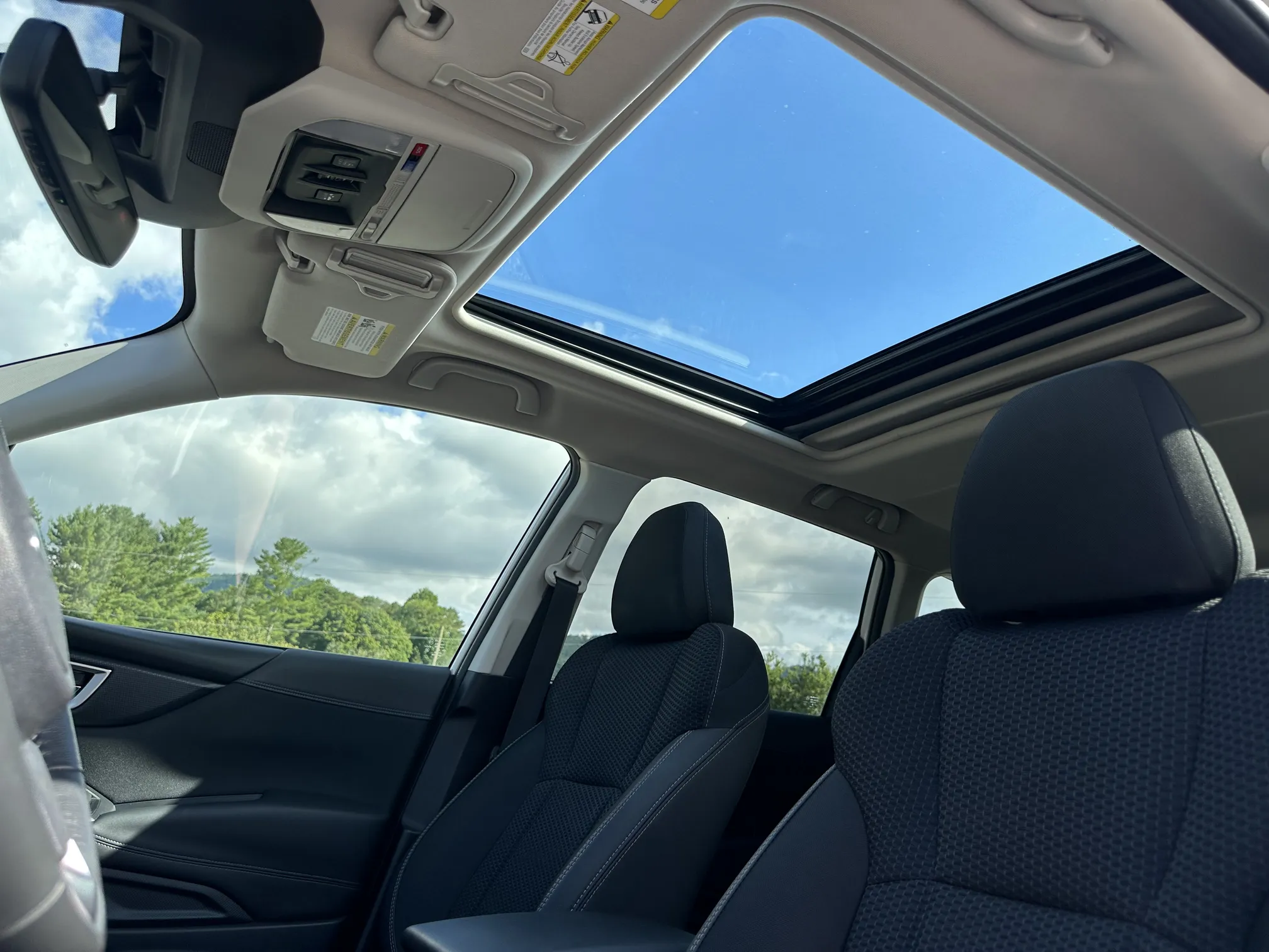 2024 Subaru Forester Premium - White