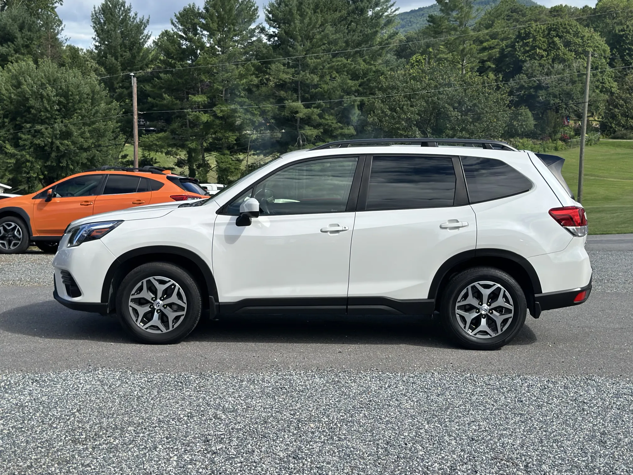 2024 Subaru Forester Premium - White
