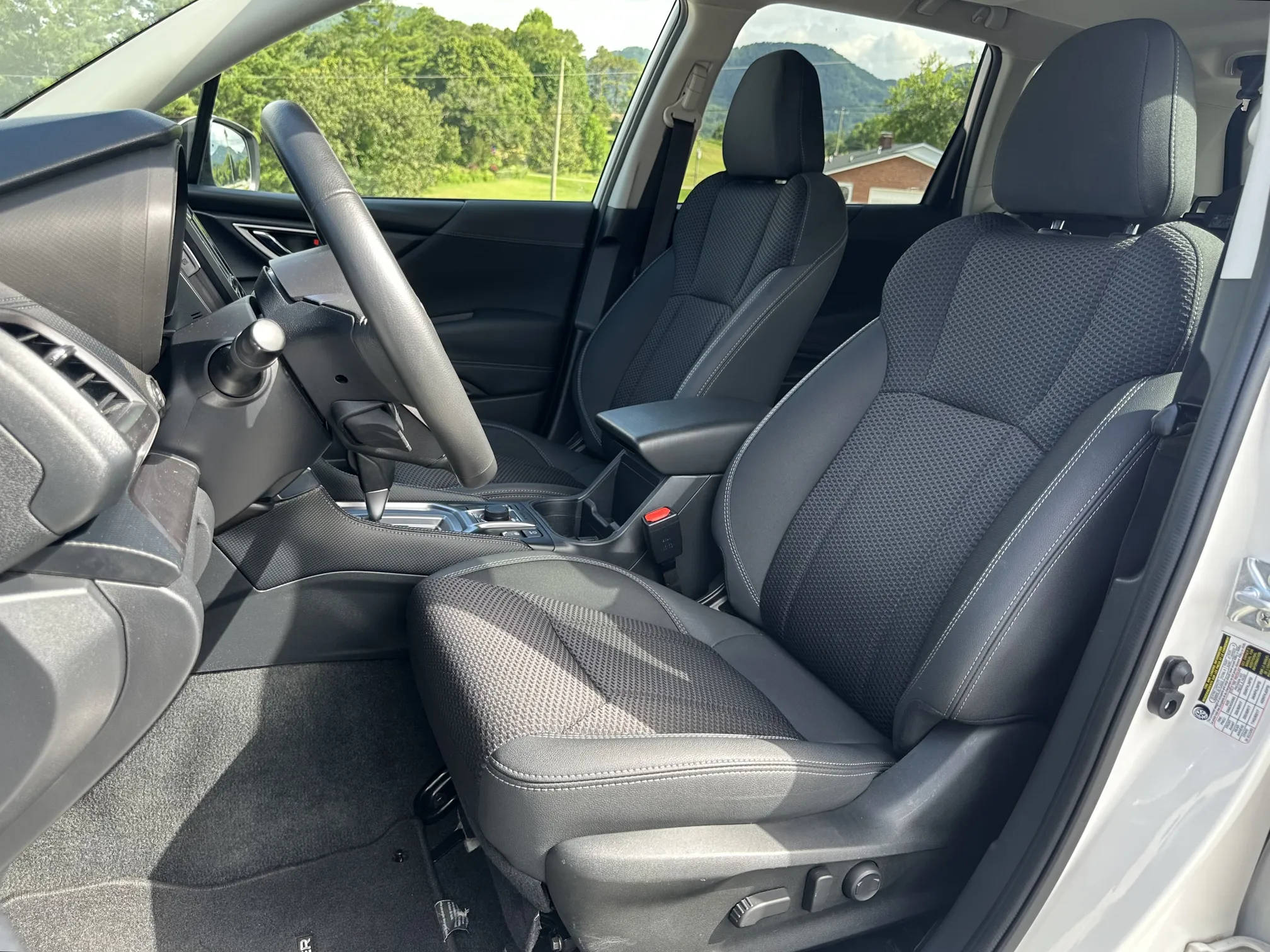 2024 Subaru Forester Premium - White