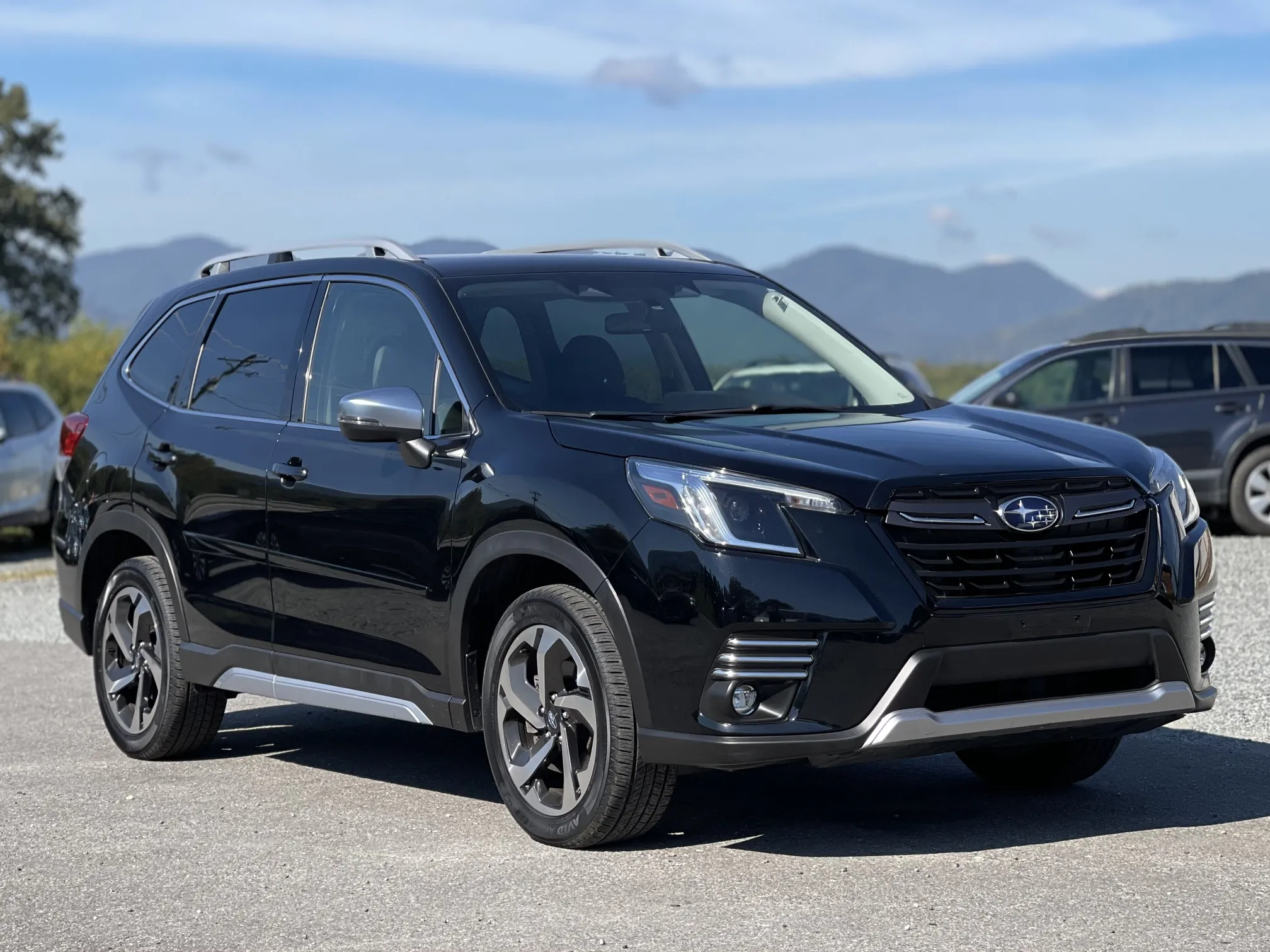 2022 Subaru Forester Touring - Black